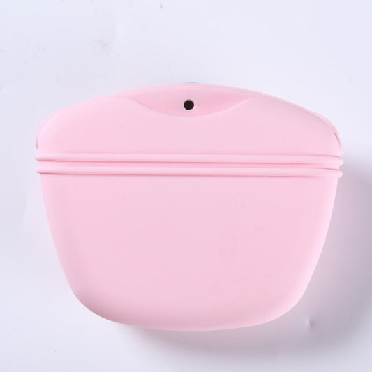 Portable Pet Training Treat Pouch - detail view