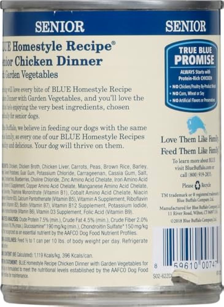Blue Buffalo Senior Homestyle Chicken With Garden Vegetables - detail view