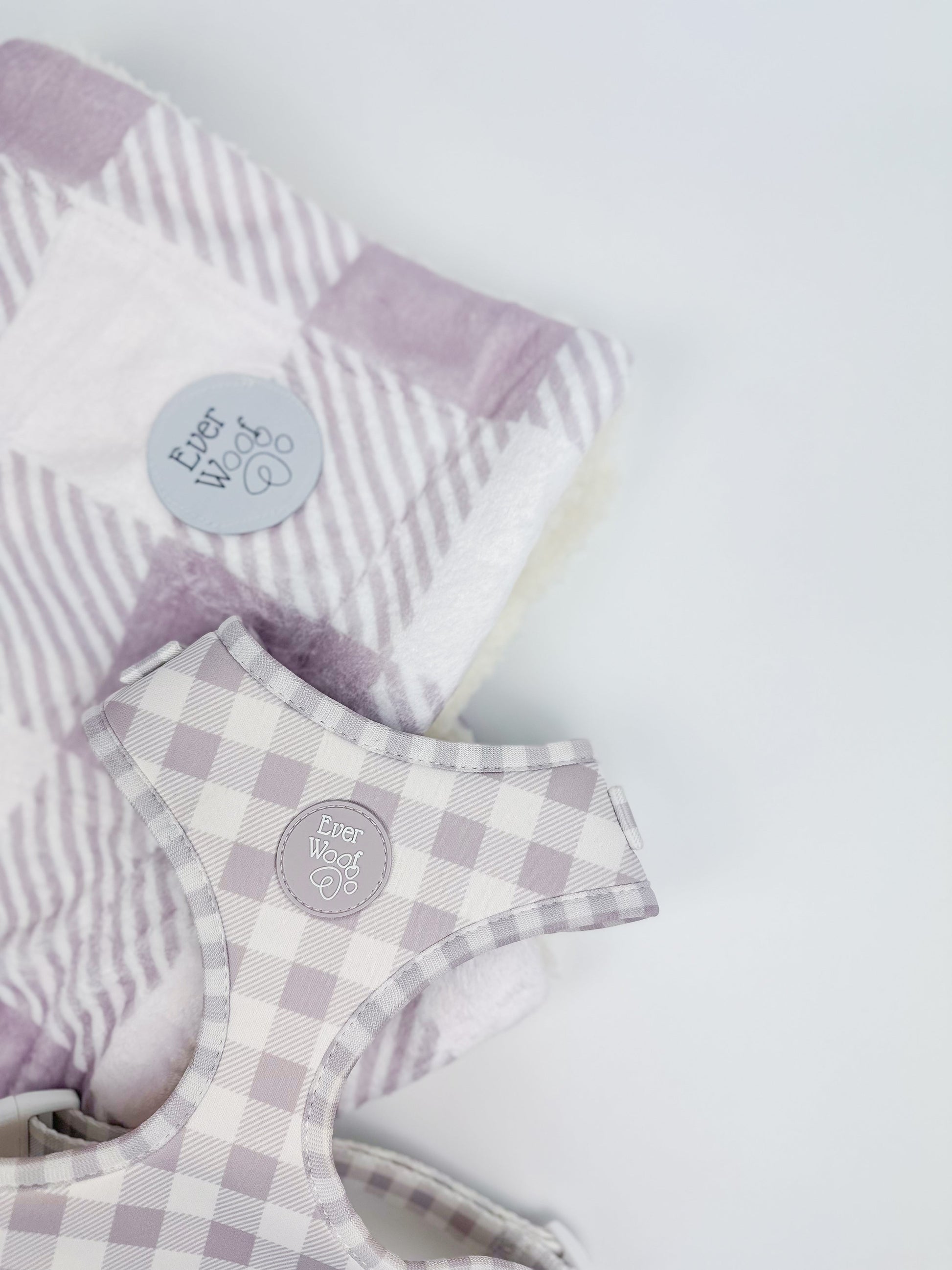 Dog Bed Bed Sugar Plum Blanket for for Daily Use for Comfort - close up product image for dog bed