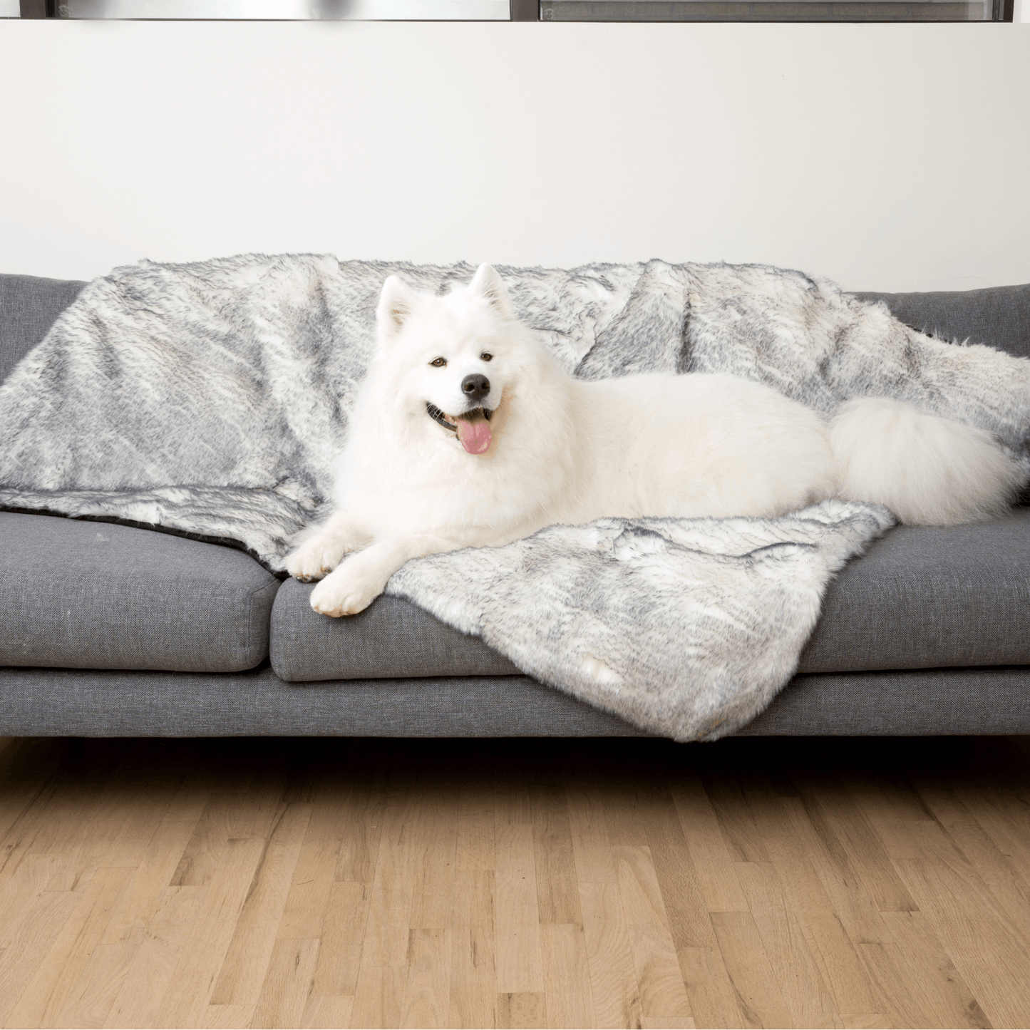 Pupprotector Luxe Waterproof Faux Fur Blanket Ultra Plush - lifestyle view