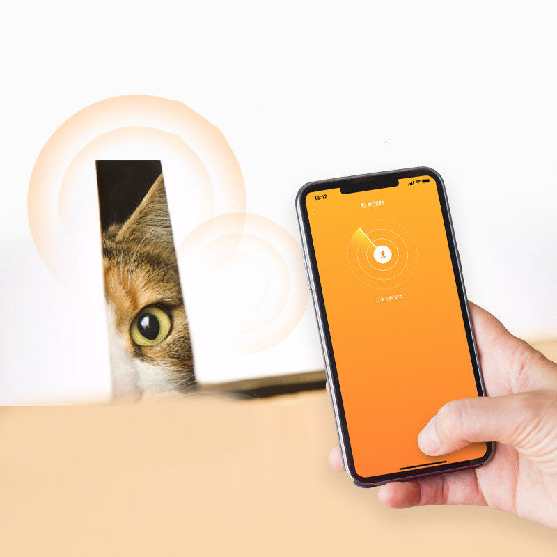 Pet Smart Wearable Bluetooth Device Cat Brand Dog Brand - lifestyle view