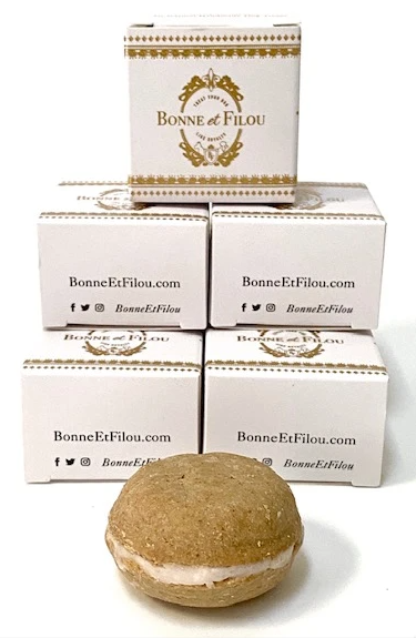 Dog Treats 40 Count Macaron Treats Gift Box for Daily Use - gallery product image for dog treats