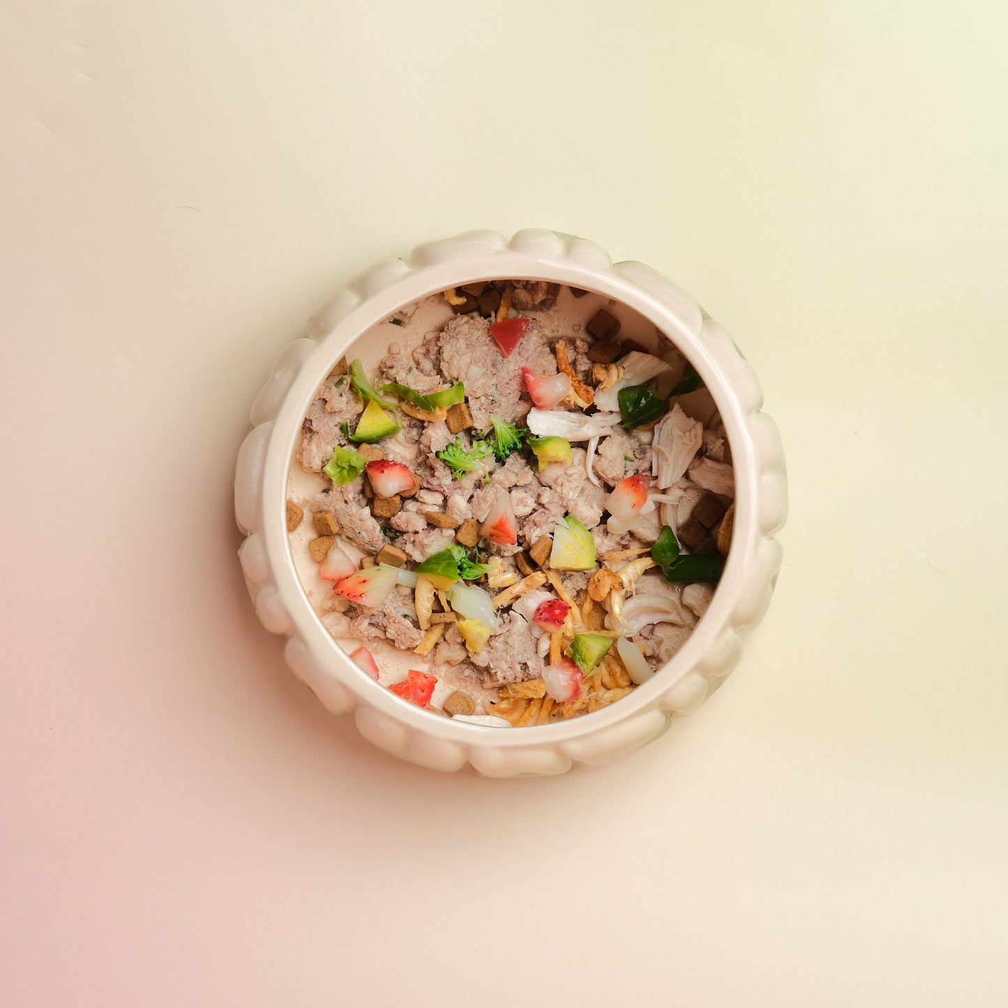 Puff Pet Bowl Gradient Caramel Pet Feeding Hydration Supply - detail view