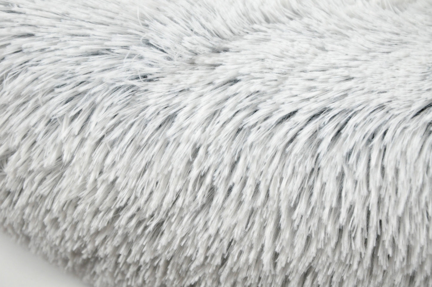 Mr. Peanut's 28" OrthoPlush� Pet Bed - Snowflake White Two Tone - gallery image 24