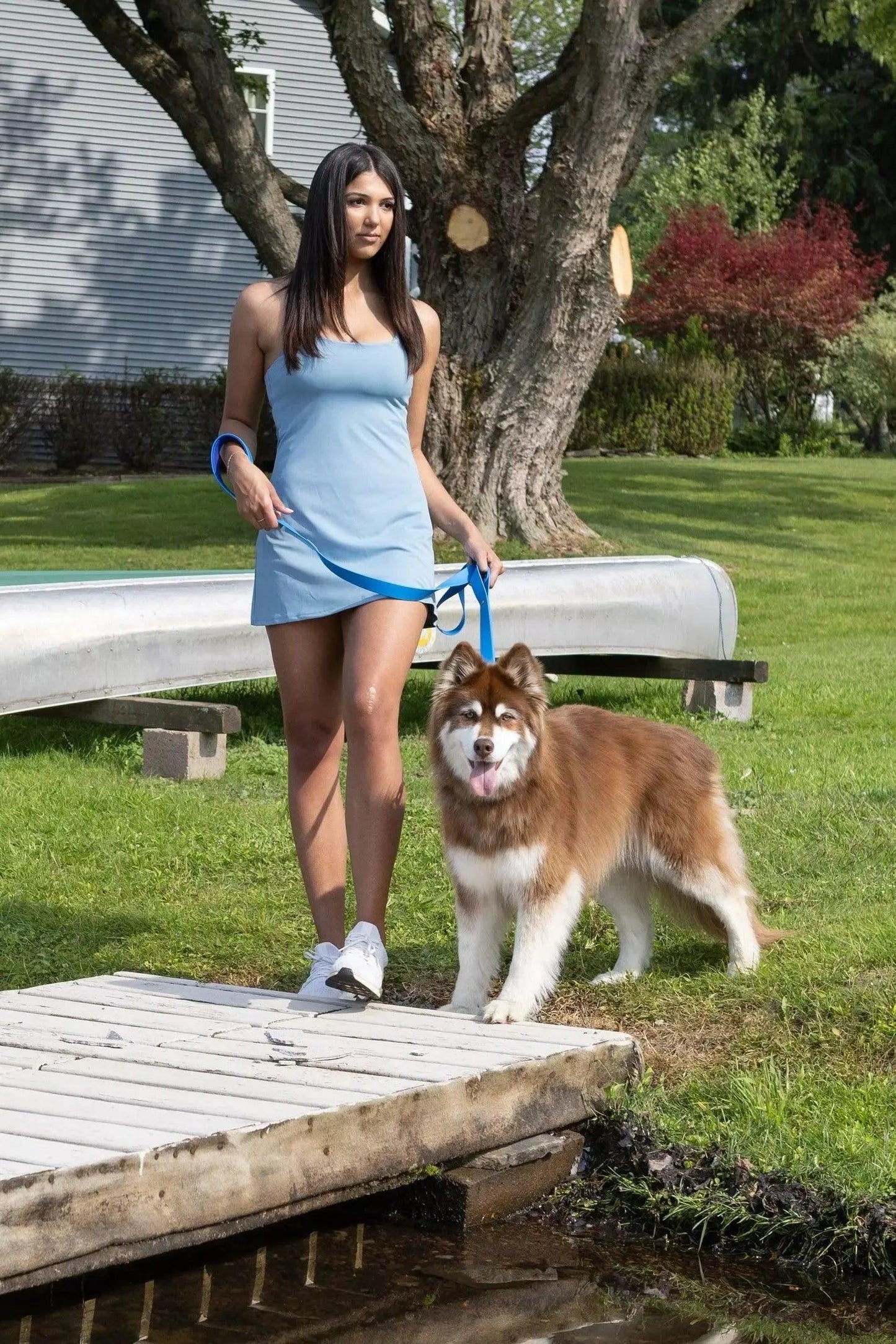 Dockside Adventures Waterproof Dog Leash Adjustable Dog Gear - close up view