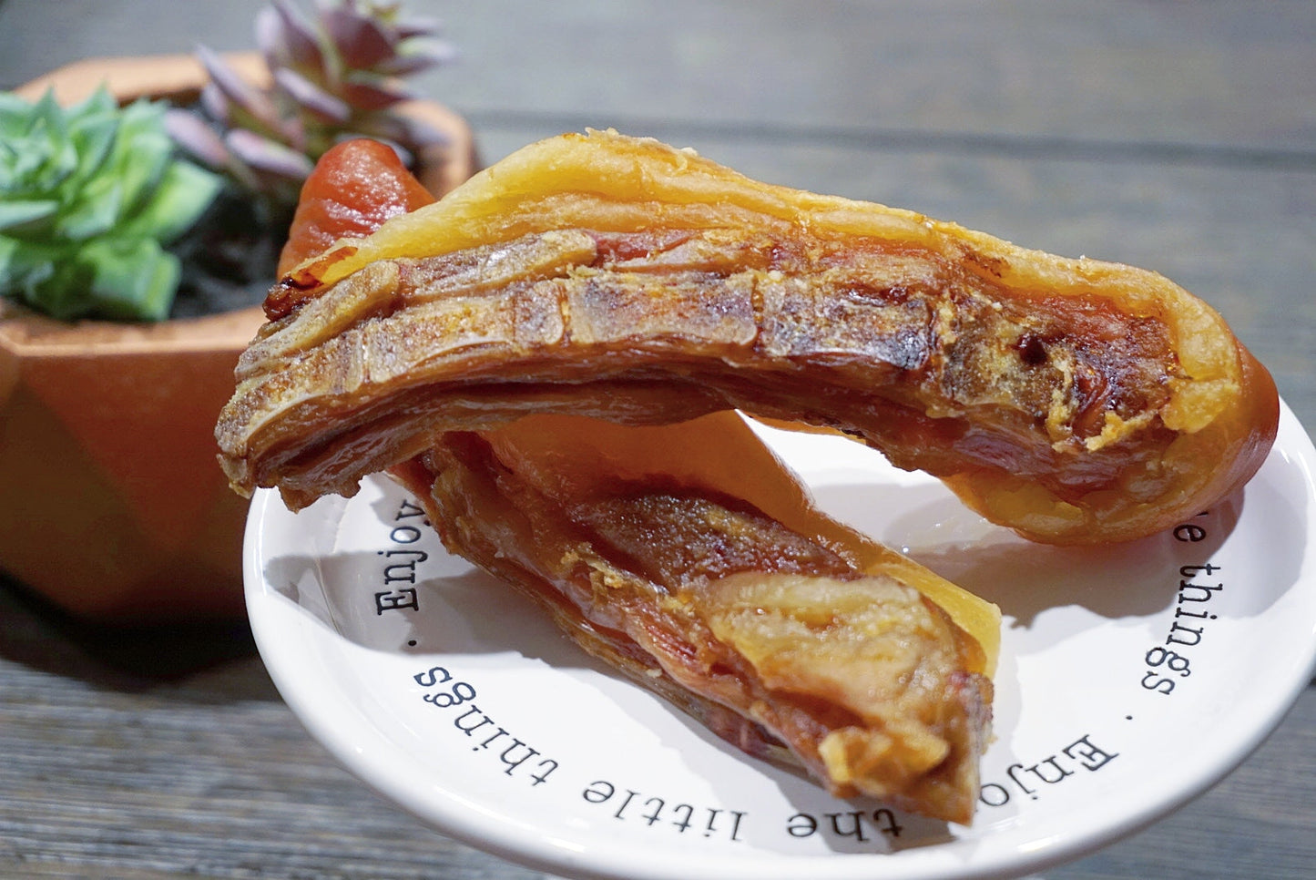 Dog Treats Pork Tails Single Ingredient Chews Natural Reward - detail view