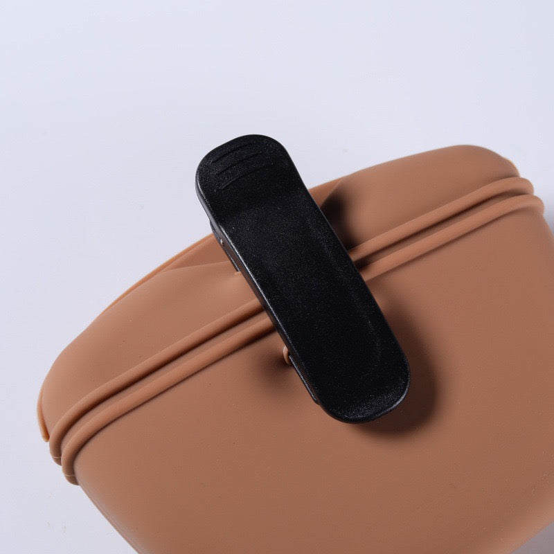 Portable Pet Training Treat Pouch - close up view