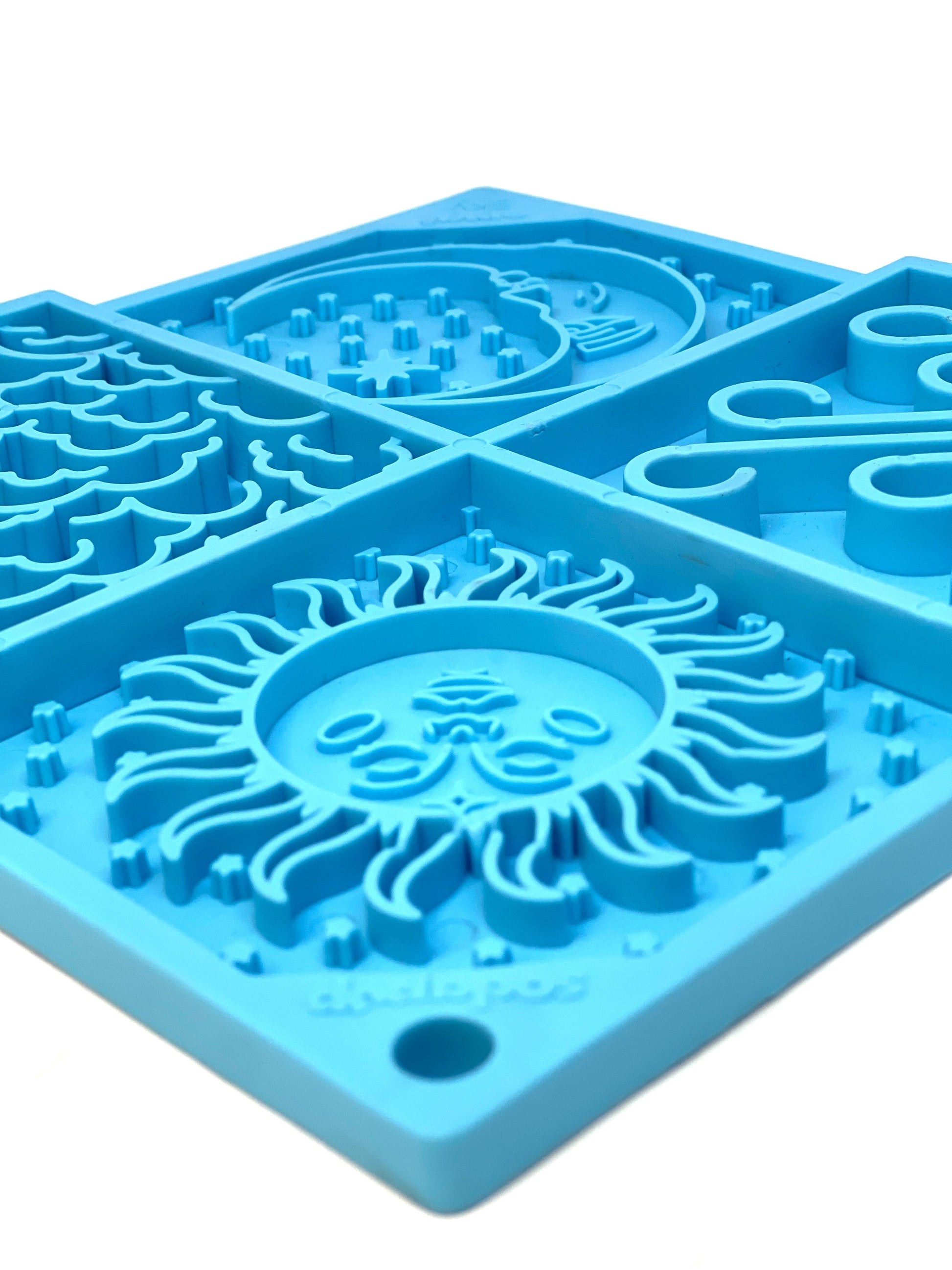 Sky Emat Enrichment Lick Mat For Dogs And Cats Celestial Pet - gallery image 11