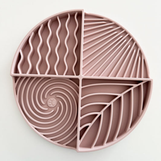 Lick Mat Circle - detail view