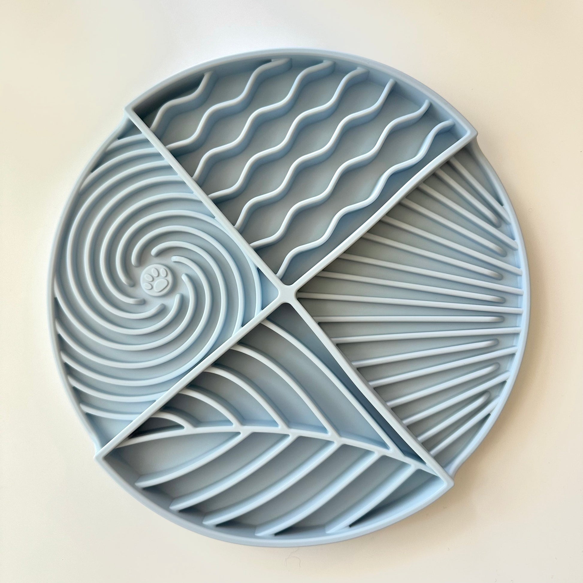 Lick Mat Circle - gallery image 5