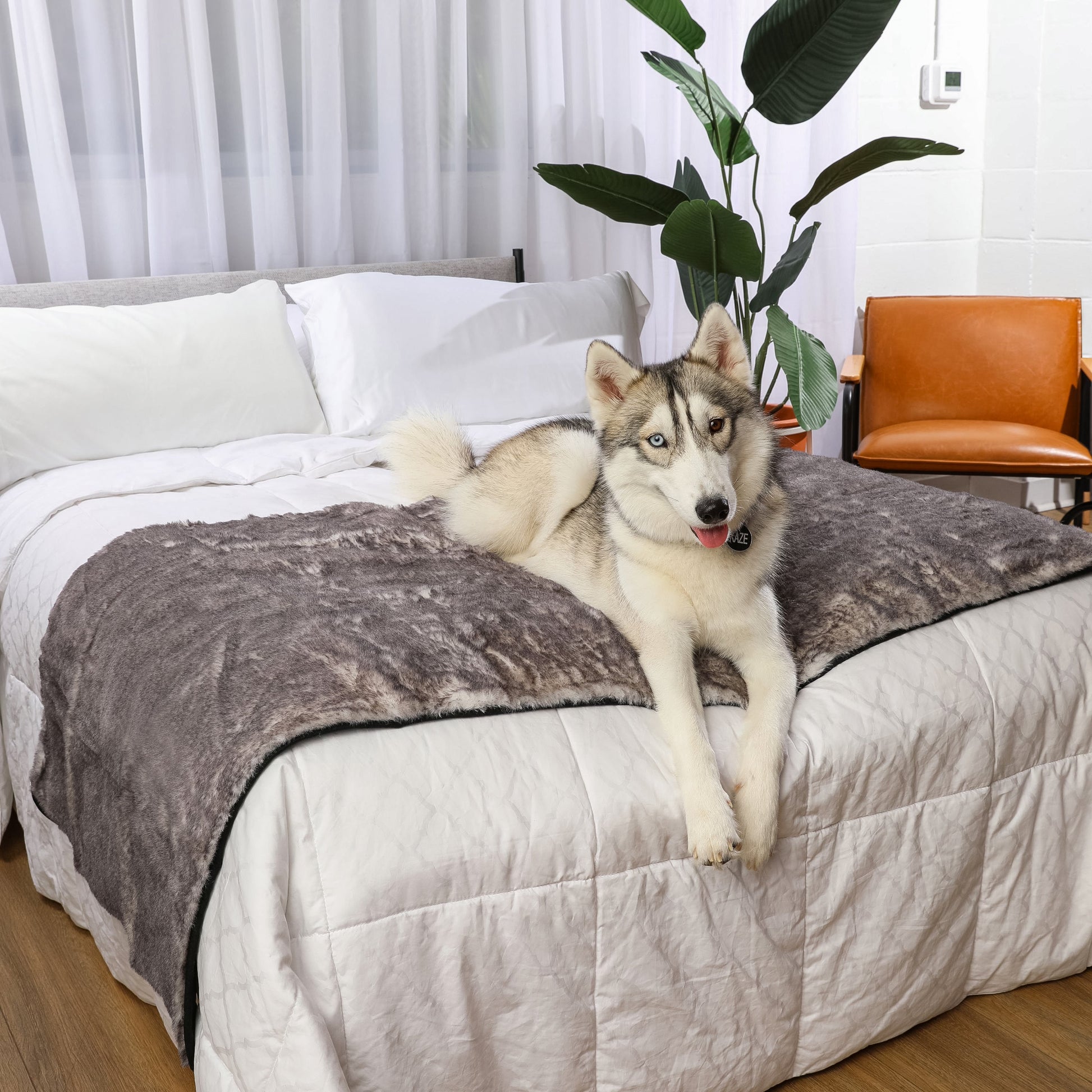 Pupprotector Luxe Waterproof Bed Runner Ultra Soft Washable - gallery image 14