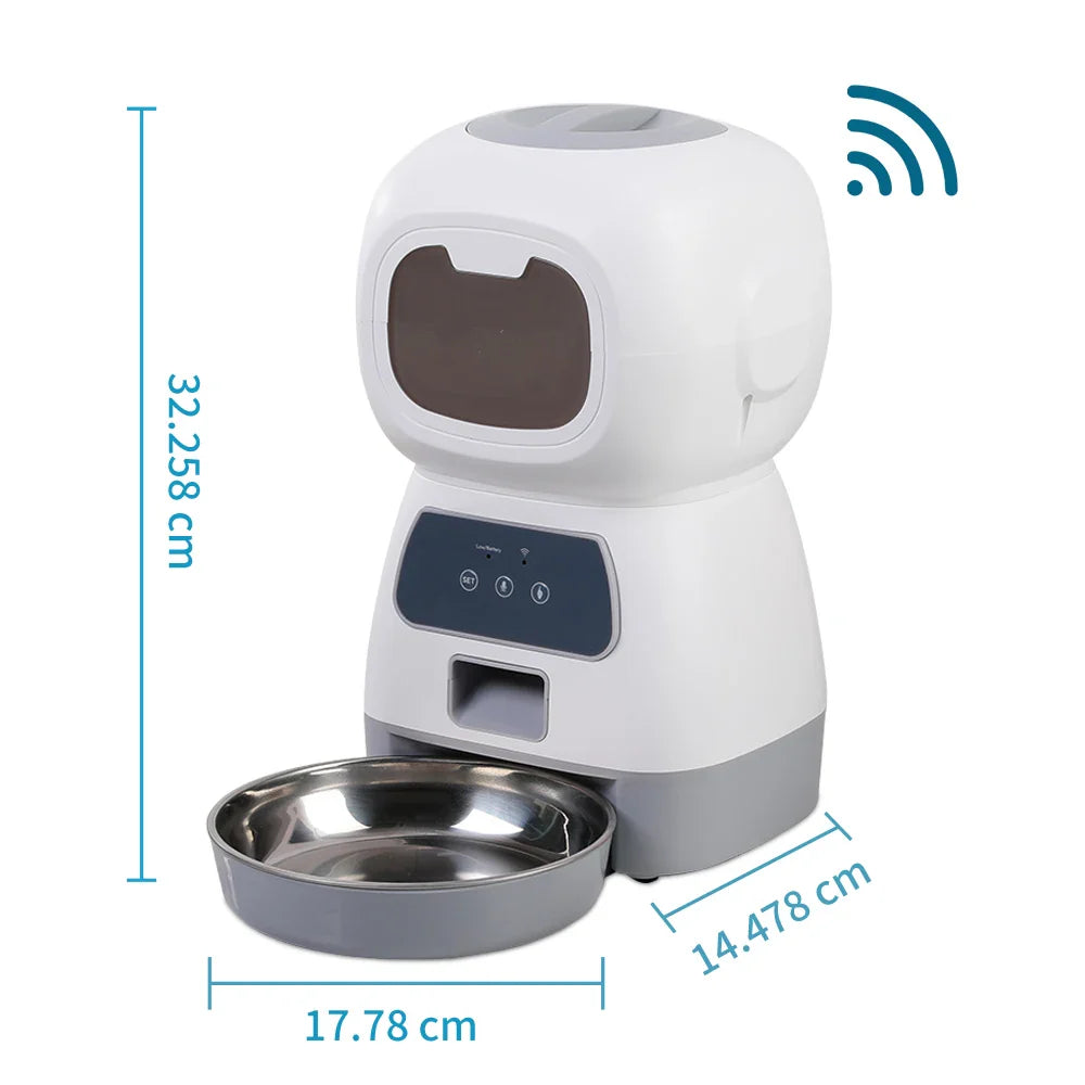 Cat Water Fountain with Fresh Flow for Clean Routines main product image for dogs and cats