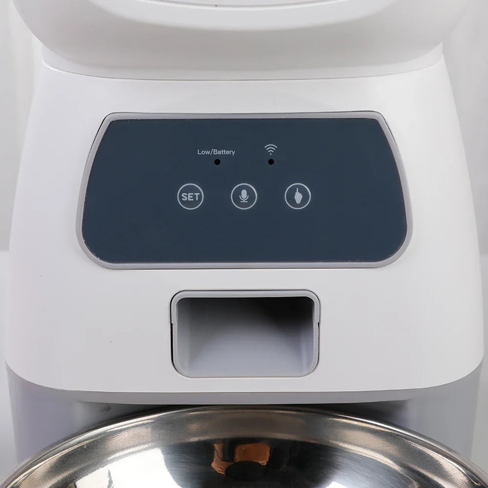 Cat Water Fountain with Fresh Flow for Clean Routines main product image for dogs and cats