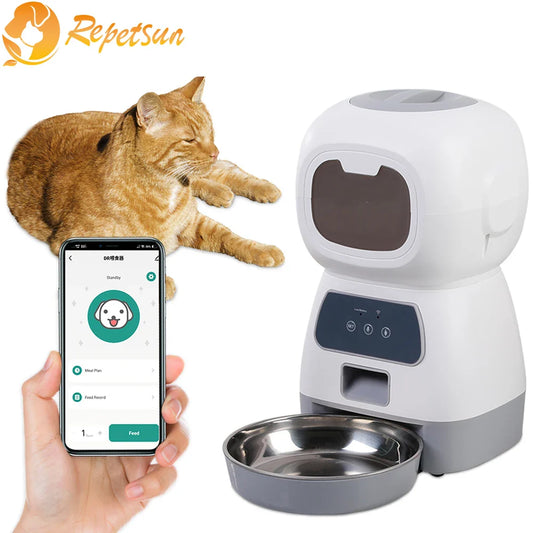 Cat Water Fountain with Fresh Flow for Clean Routines main product image for dogs and cats