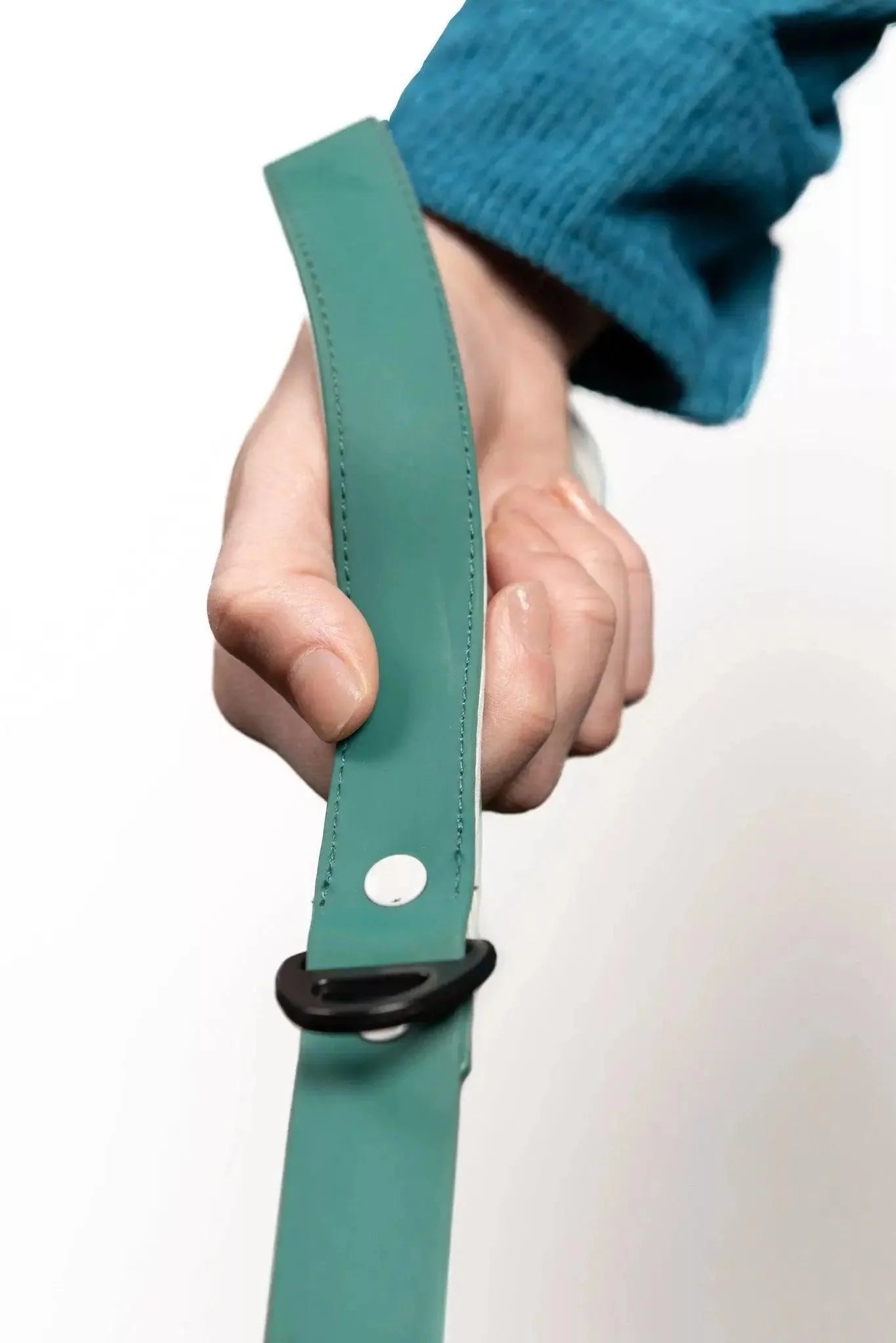 Siberian Spruce Waterproof Dog Leash Adjustable Dog Walking - lifestyle view