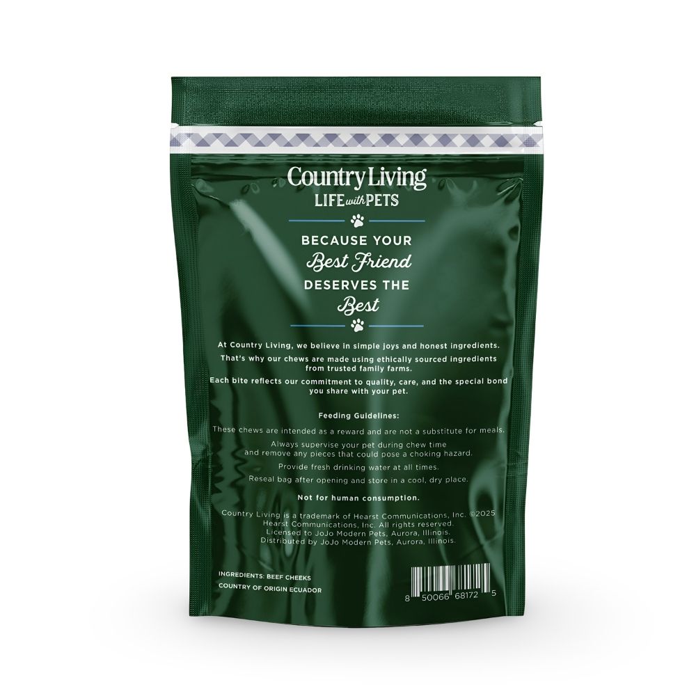 Dog Treats Country Living Beef Cheek Chip Treats Chicken - lifestyle product image for dog treats