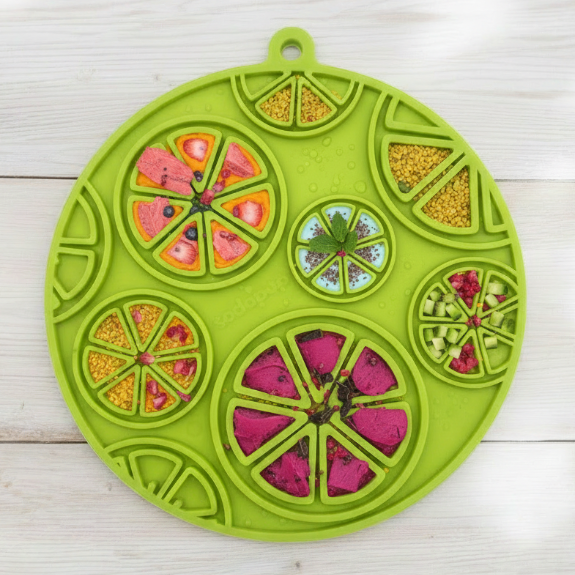 Citrus Design Emat Enrichment Lick Mat For Dogs And Cats USA - gallery image 5