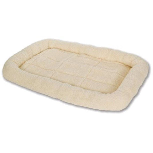 Pet Lodge Plush Fleece Pet Bed For Dogs Cats Washable Pet - lifestyle view